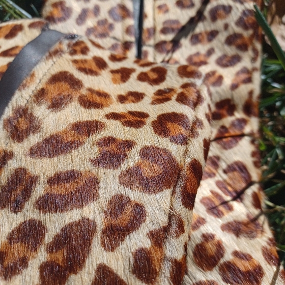 Vintage Cowhide Cheetah Print Boots - Picture 5 of 7